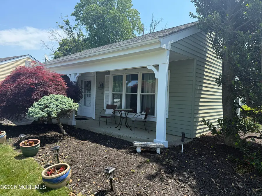 39 Sandhurst Street, Manchester, NJ 08759 - #3