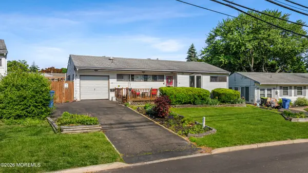 23 Villanova Road, Parlin, NJ 08859