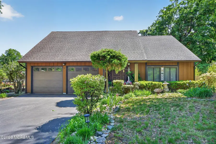 3 Scenic Lane, Matawan, NJ 07747 - #2