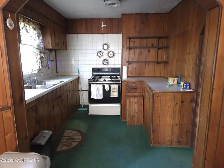 10 Woodland Drive, Howell, NJ 07731 - #2