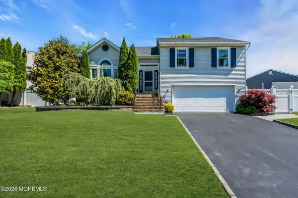 29 Marc Drive, Howell, NJ 07731