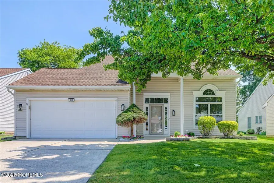 212 Wagon Wheel Lane, Columbus, NJ 08022 - #2