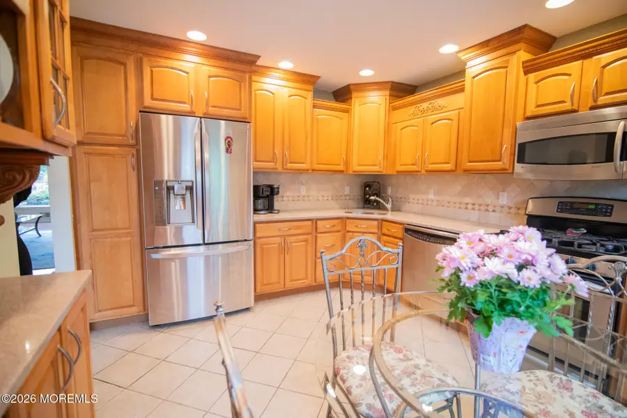 10 Carriage Lane, Englishtown, NJ 07726 - #3