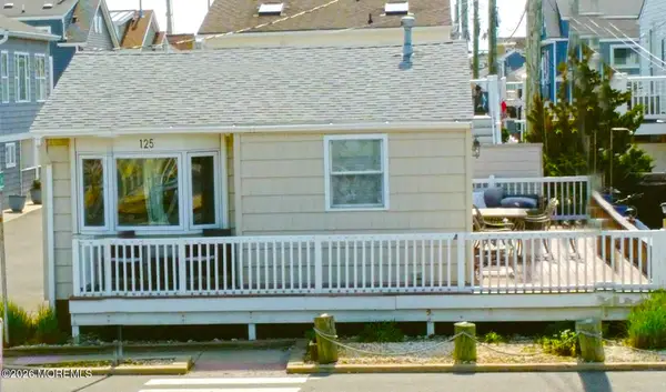 125 Tide Way, Lavallette, NJ 08735