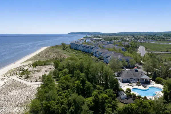 12 Skimmer Lane, Port Monmouth, NJ 07758
