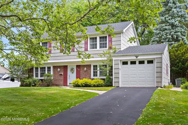 150 Idlebrook Lane, Aberdeen, NJ 07747