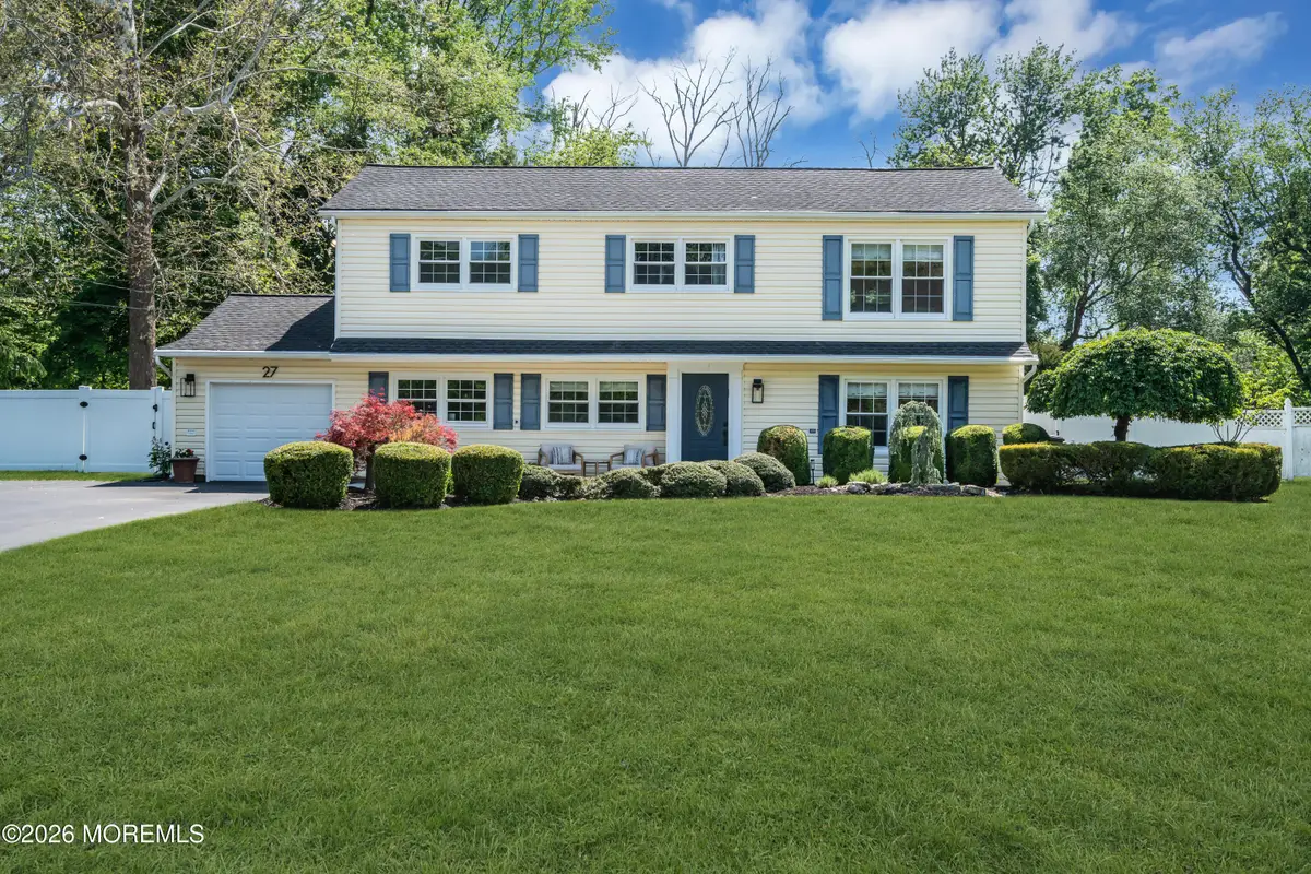 27 Greenleaf Drive, Manalapan, NJ 07726 - #1