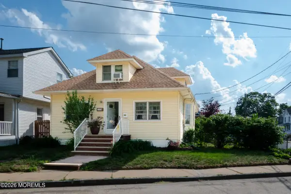 38 Walnut Street, Keyport, NJ 07735