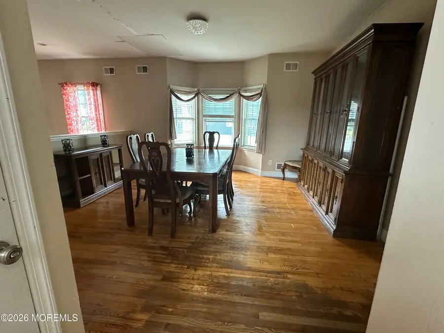 528 Vanderbilt Avenue, Bayville, NJ 08721 - #3