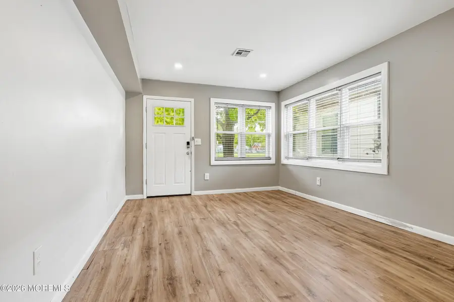 11 Arverne Avenue, Ocean Gate, NJ 08740 - #3