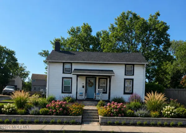 310 1st Street, Keyport, NJ 07735