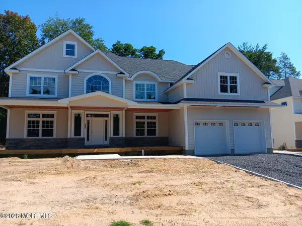 838 Naryshkin Way, Toms River, NJ 08753