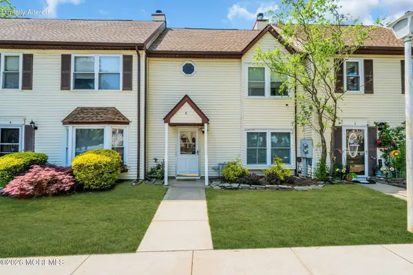 6 Independence Court, Jackson, NJ 08527