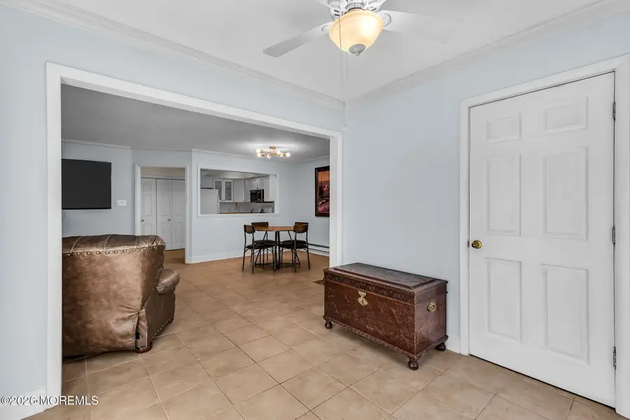 9 Medford Court, Red Bank, NJ 07701 - #3
