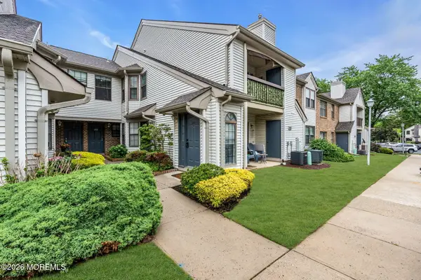 212 Sunshine Court #212, Parlin, NJ 08859