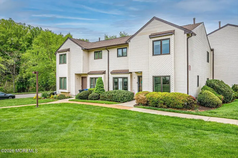 15 Orange Drive, Marlboro, NJ 07746 - #2