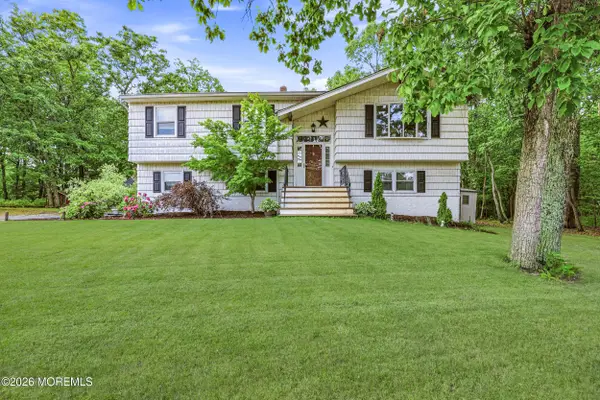 910 Woodlane Road, Jackson, NJ 08527