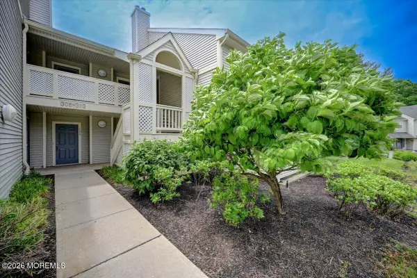 308 Balsam Court, Howell, NJ 07731