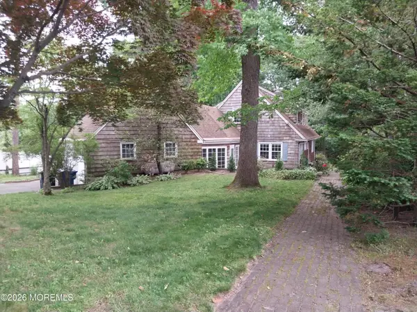 511 Clinton Avenue, Toms River, NJ 08753