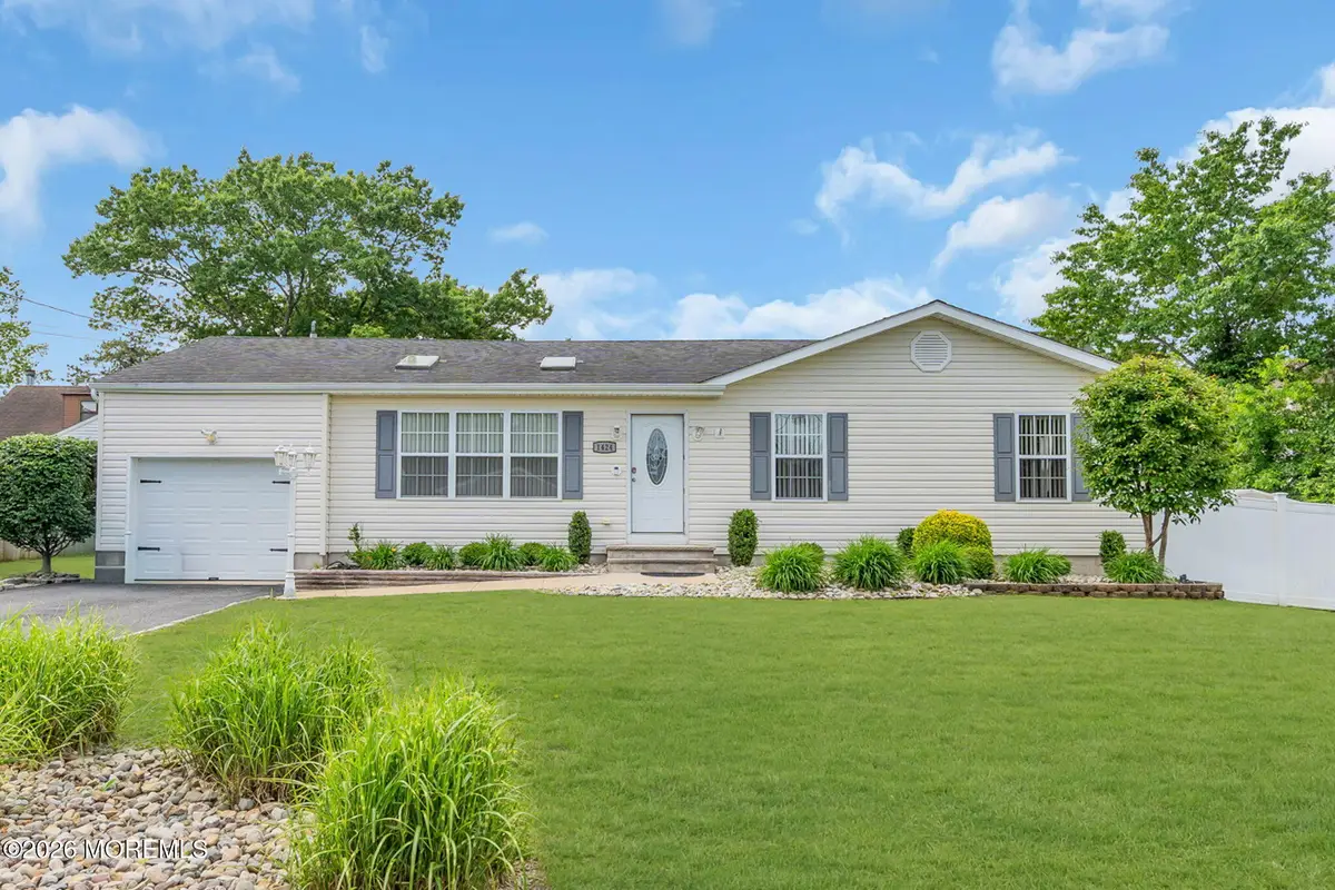 1424 Madison Avenue, Toms River, NJ 08757 - #1