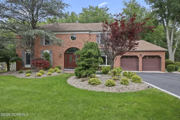55 Manor Drive, Marlboro, NJ 07746