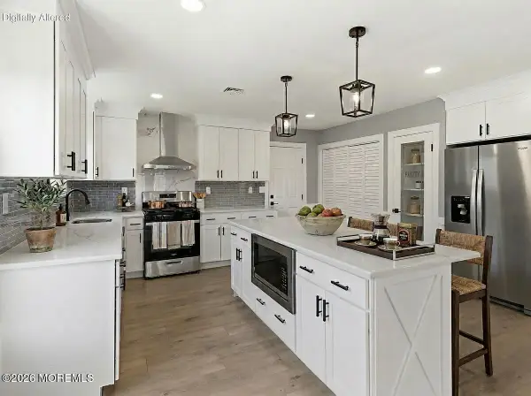 70 Innsbruck Drive, Toms River, NJ 08757