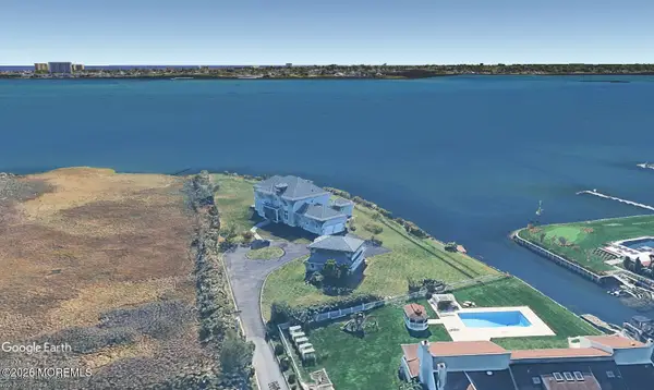 16 Broadmoor Drive, Rumson, NJ 07760