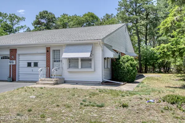 12 Potomac Lane #B, Whiting, NJ 08759
