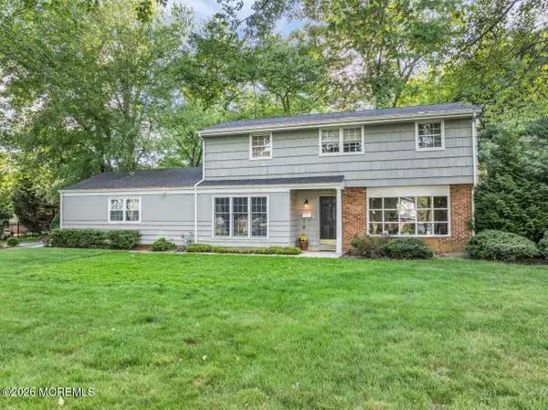 7 Heather Lane, Middletown, NJ 07748