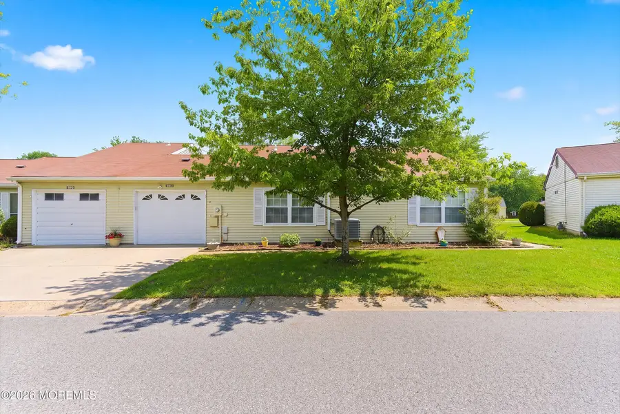 910A Liverpool Circle, Manchester, NJ 08759 - #2