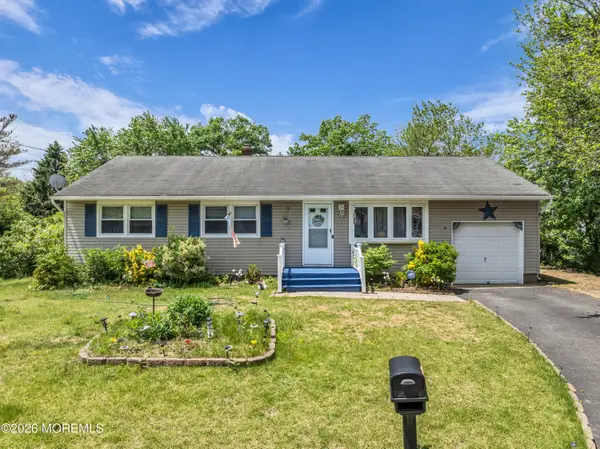 1170 Janet Road, Toms River, NJ 08753