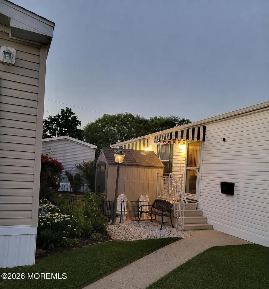 31 Monique Circle, Hazlet, NJ 07730 - #2