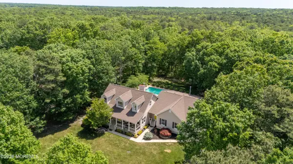 27 Olivia Way, Jackson, NJ 08527