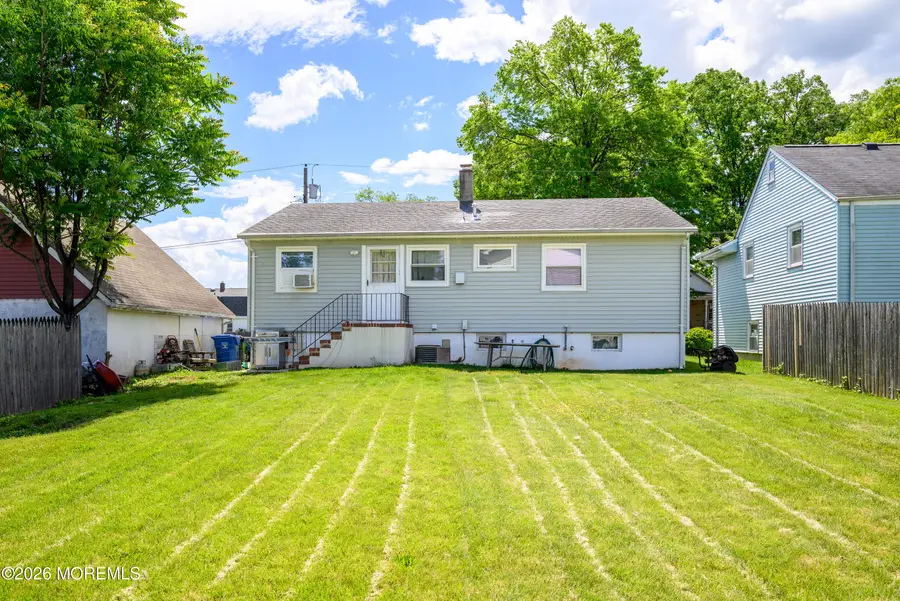 290 Grove Street, Woodbridge, NJ 07095 - #3