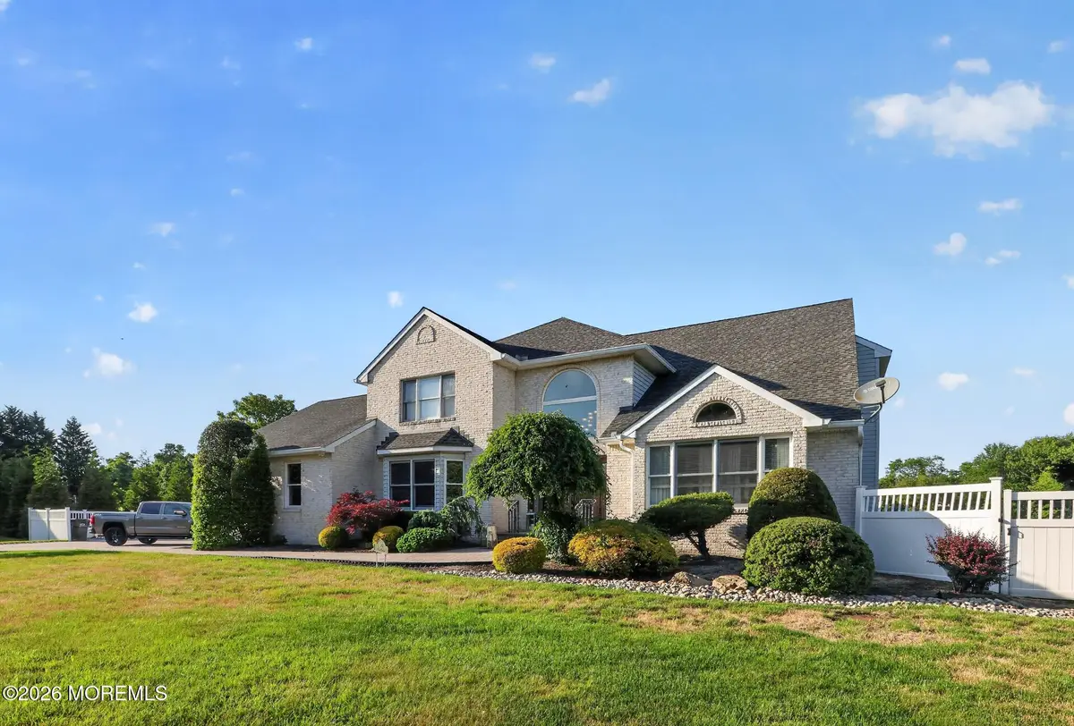 30 Tobi Court, Freehold, NJ 07728 - #1