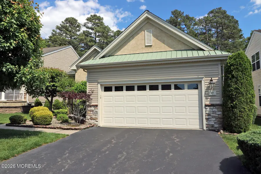 27 Vineyard Way, Barnegat, NJ 08005 - #3