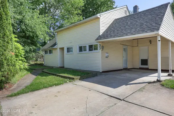 33 Pine Tree Road, Old Bridge, NJ 08857