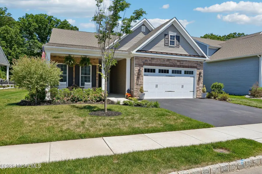 62 Sanctuary Lane, Farmingdale, NJ 07727 - #3