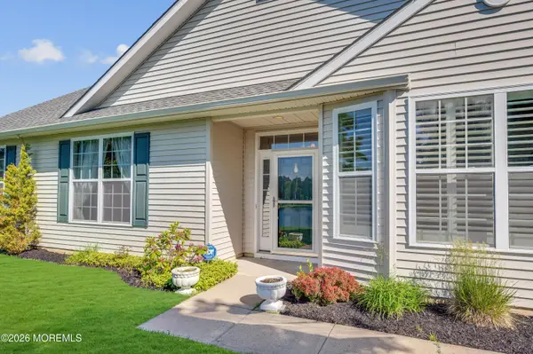 2 Lake Ridge Boulevard, Whiting, NJ 08759