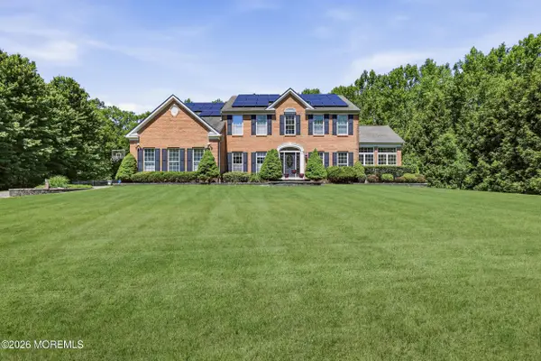 12 Fountain View Drive, Jackson, NJ 08527