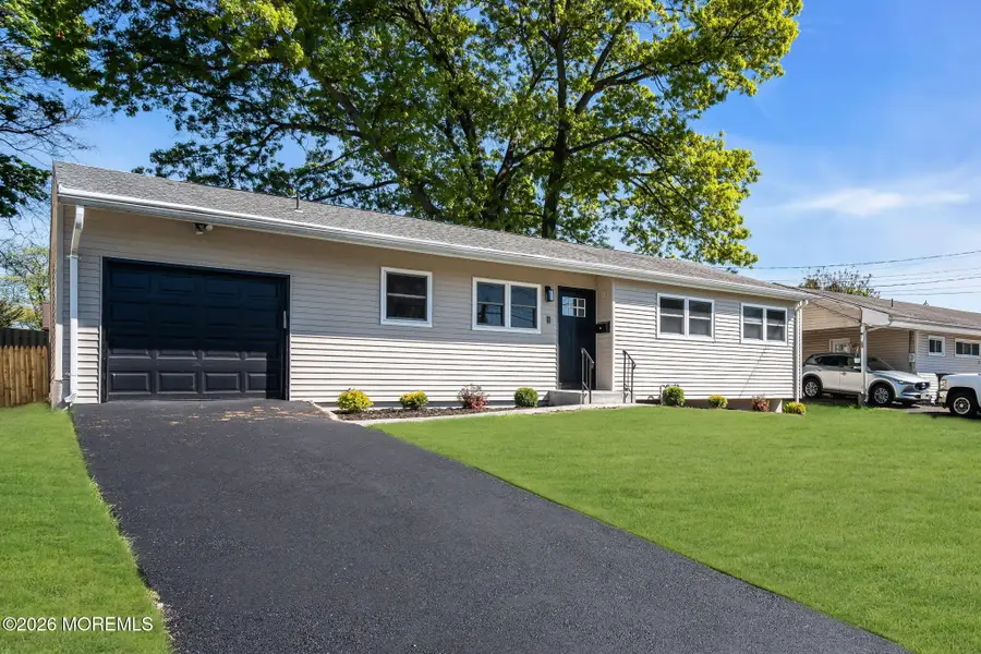11 Dartmouth Road, Parlin, NJ 08859 - #2