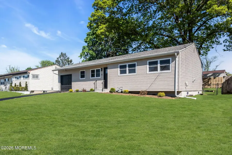 11 Dartmouth Road, Parlin, NJ 08859 - #3