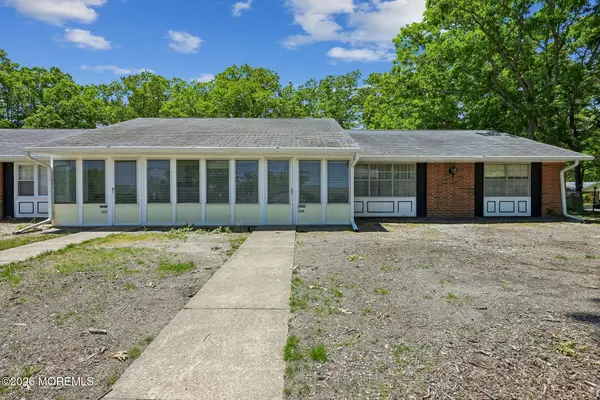 133D Farrington Court, Lakewood, NJ 08701