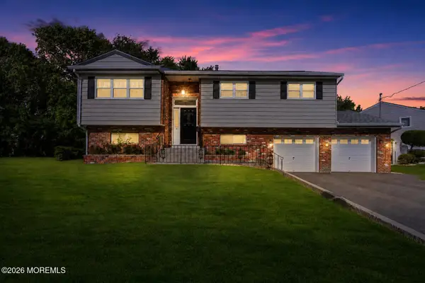 10 Coleridge Avenue, Hazlet, NJ 07730