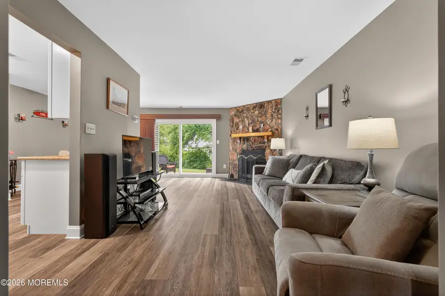 20 Oak Lane, Eatontown, NJ 07724 - #3