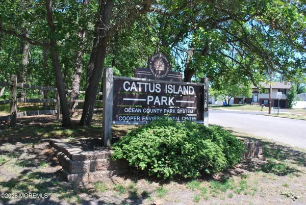 1230 Cattus Island Boulevard, Toms River, NJ 08753