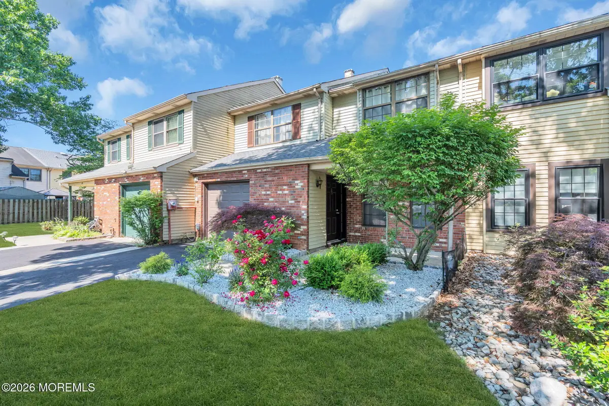 25 Paine Court, East Brunswick, NJ 08816 - #1