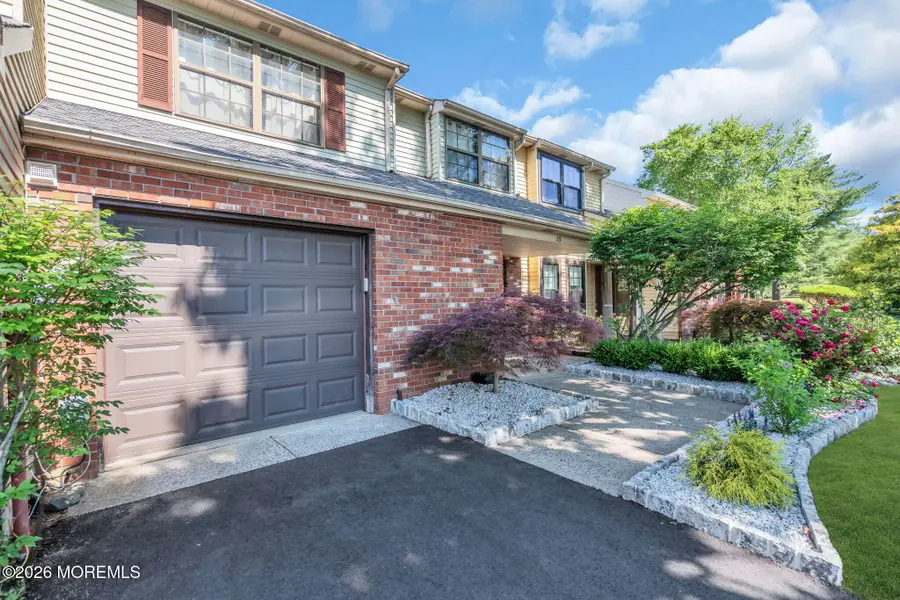 25 Paine Court, East Brunswick, NJ 08816 - #2