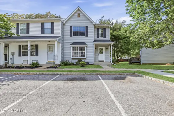 520 Davids Court, Lakewood, NJ 08701