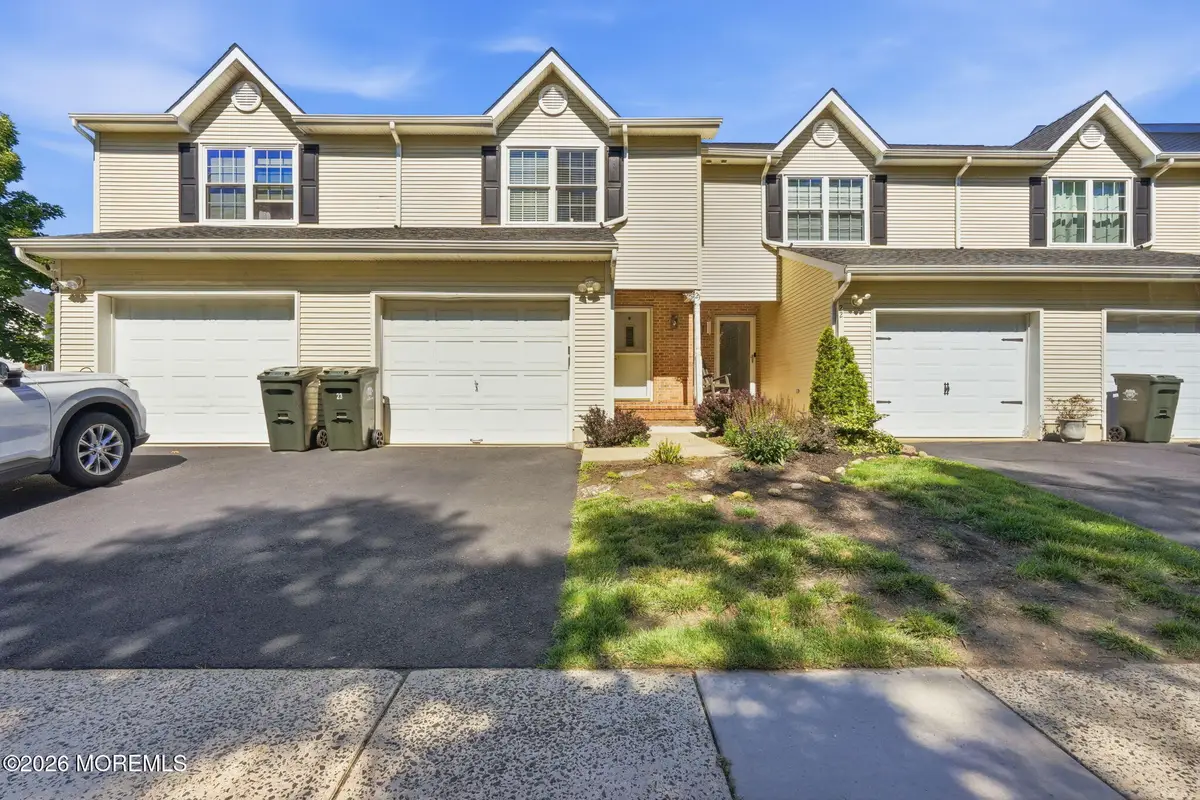 23 Lucia Court, Aberdeen, NJ 07747 - #1